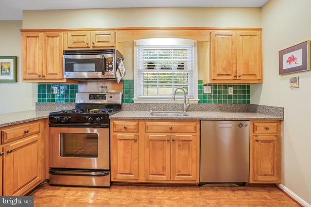 10336 DEMOCRACY LN, Potomac, MD 20854