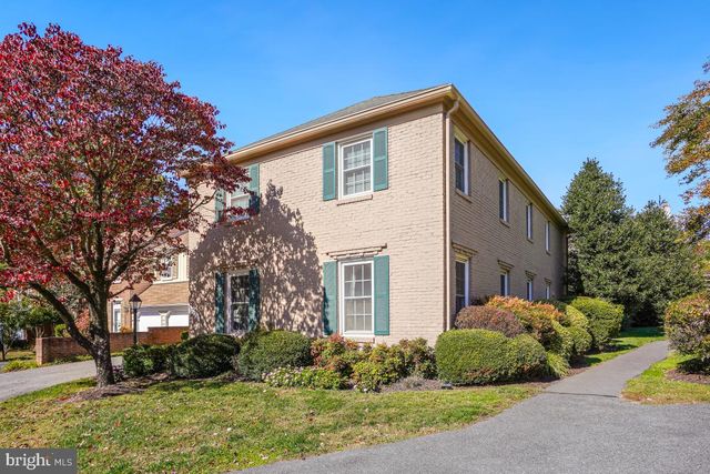 10336 DEMOCRACY LN, Potomac, MD 20854