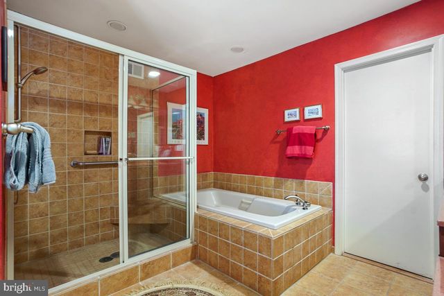 10336 DEMOCRACY LN, Potomac, MD 20854