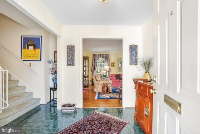 10336 DEMOCRACY LN, Potomac, MD 20854