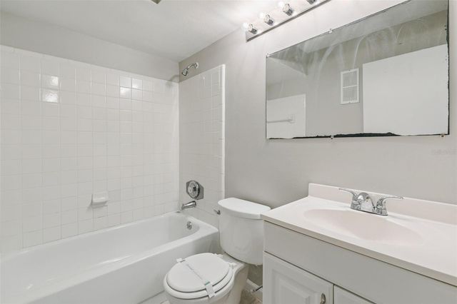 4836 MARKS TERRACE 394, Orlando, FL 32811