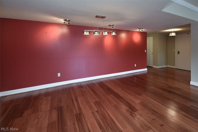 19000 Lake Road 2315, Rocky River, OH 44116