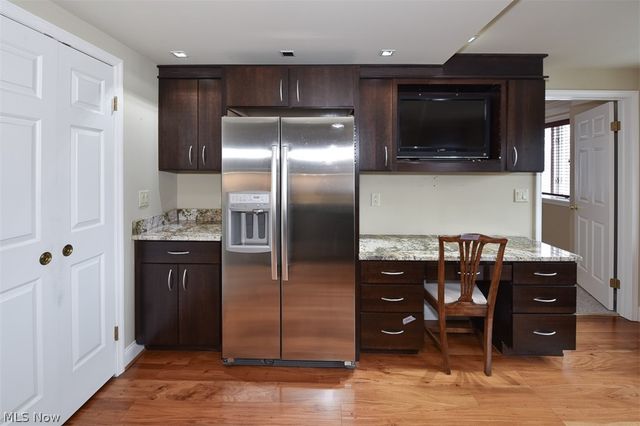 19000 Lake Road 2315, Rocky River, OH 44116