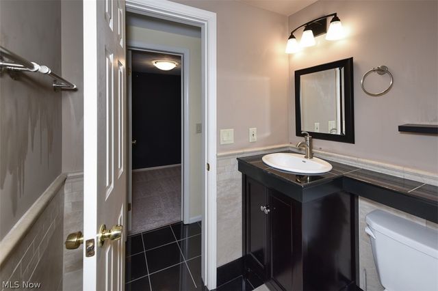 19000 Lake Road 2315, Rocky River, OH 44116