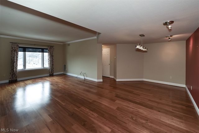 19000 Lake Road 2315, Rocky River, OH 44116