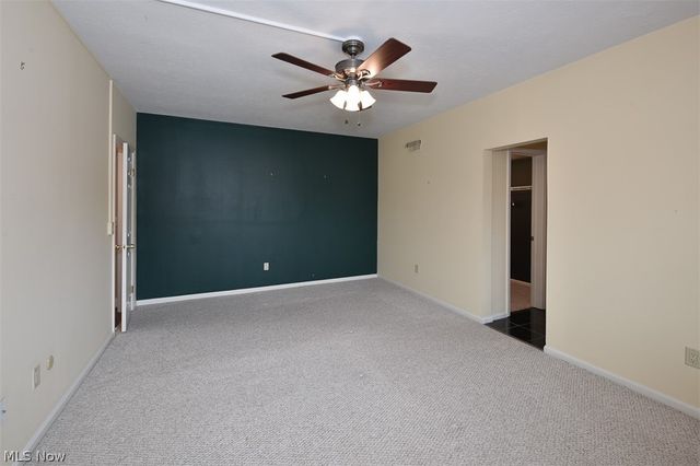 19000 Lake Road 2315, Rocky River, OH 44116