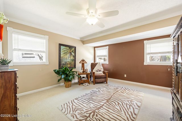 2809 Jomarie Ct, Louisville, KY 40220
