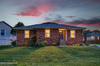 2809 Jomarie Ct, Louisville, KY 40220