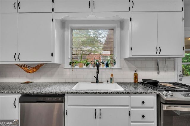 525 Corbin Terrace, Macon, GA 31204