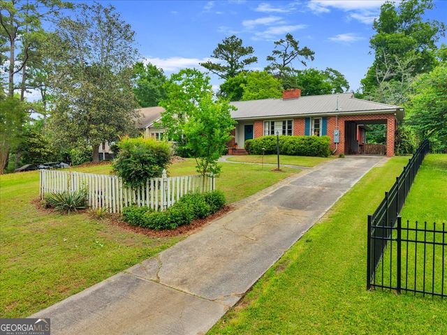 525 Corbin Terrace, Macon, GA 31204