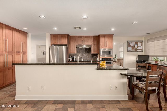 1112 E WESTCHESTER Drive, Tempe, AZ 85283