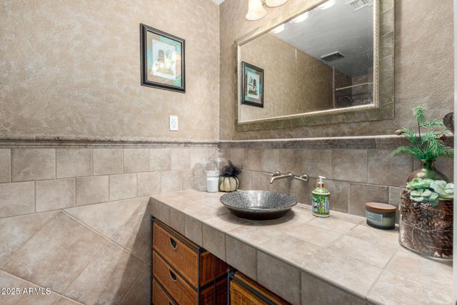 1112 E WESTCHESTER Drive, Tempe, AZ 85283