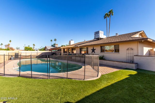 1112 E WESTCHESTER Drive, Tempe, AZ 85283