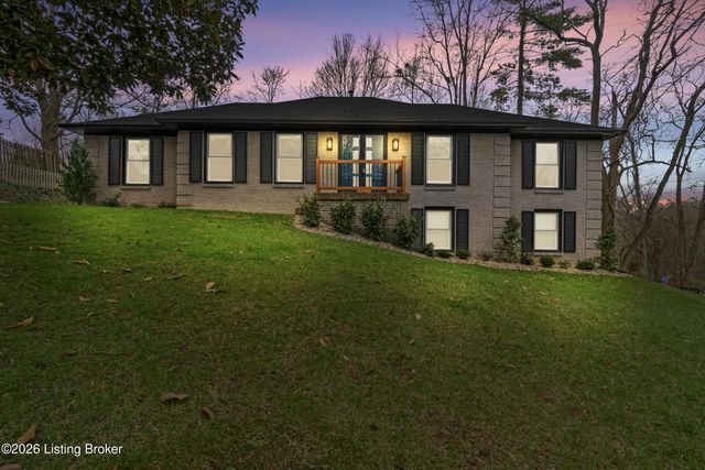 7002 Green Spring Dr, Louisville, KY 40241