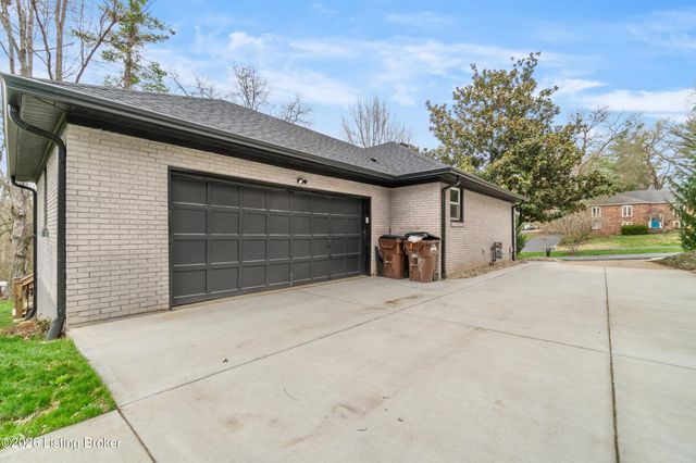 7002 Green Spring Dr, Louisville, KY 40241