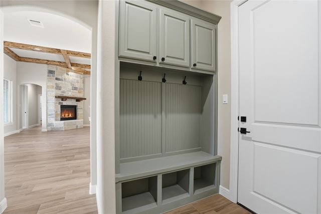 1101 Tremont Lane, Granbury, TX 76049