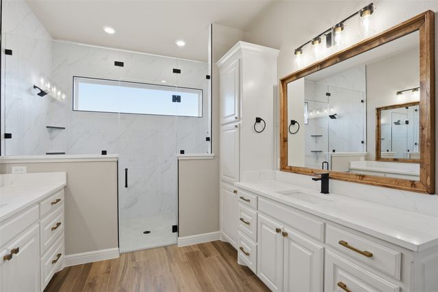 1101 Tremont Lane, Granbury, TX 76049