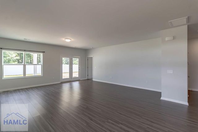 147 Enclave Way NE, Ludowici, GA 31316