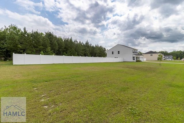 147 Enclave Way NE, Ludowici, GA 31316