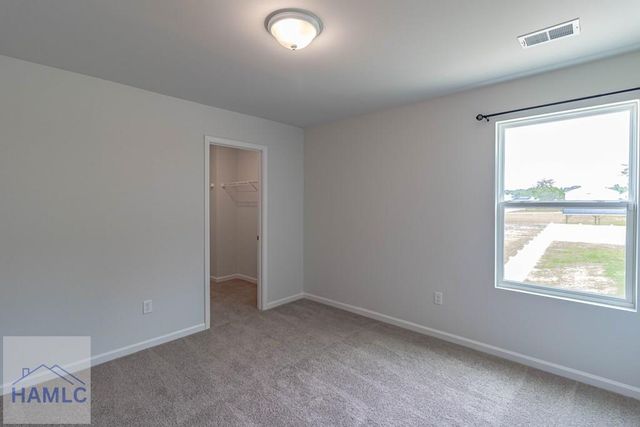 147 Enclave Way NE, Ludowici, GA 31316