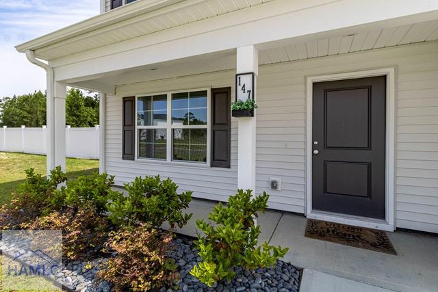 147 Enclave Way NE, Ludowici, GA 31316