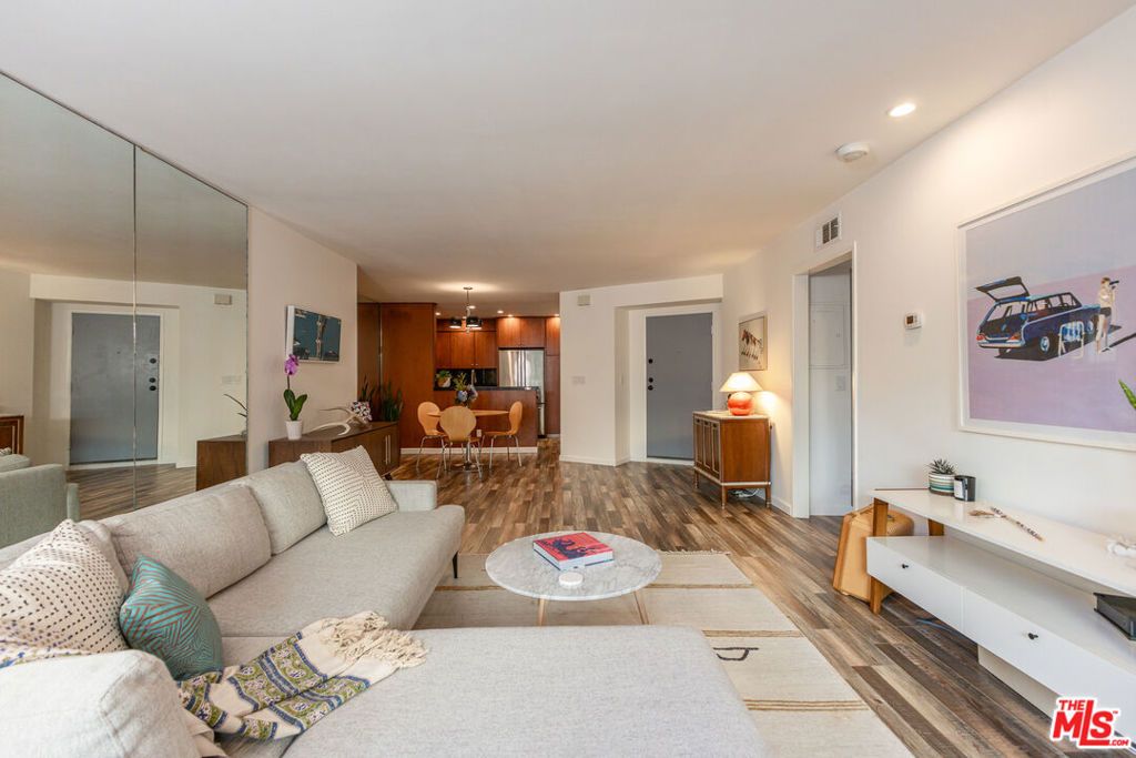 2260 N Cahuenga Boulevard 306, Los Angeles, CA 90068 — photo 4