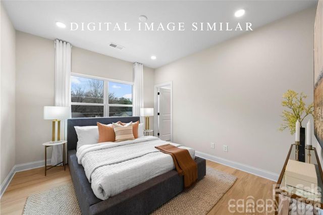 2943 Sloan Drive, Charlotte, NC 28208