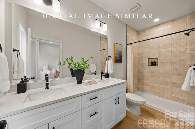 2943 Sloan Drive, Charlotte, NC 28208