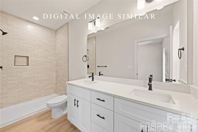 2943 Sloan Drive, Charlotte, NC 28208