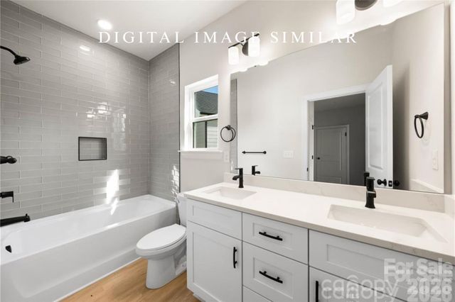 2943 Sloan Drive, Charlotte, NC 28208