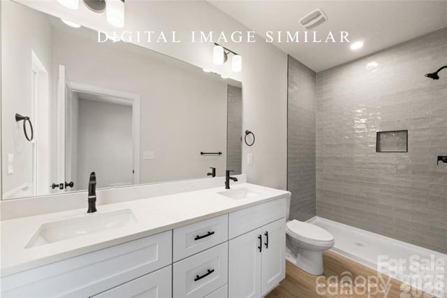 2943 Sloan Drive, Charlotte, NC 28208