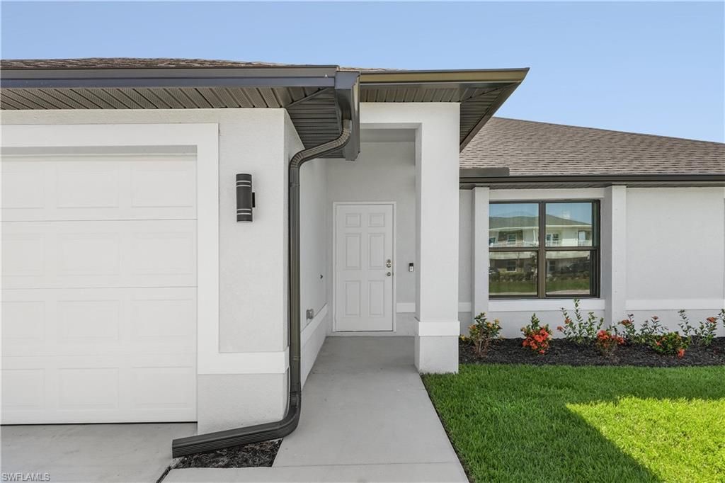 3302 8th PL, CAPE CORAL, FL 33914 — exterior