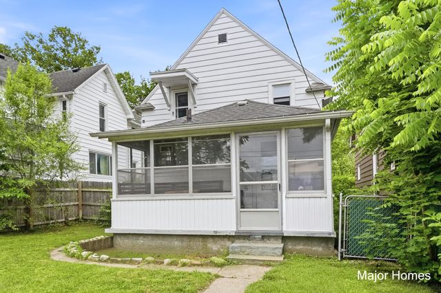 839 Crescent Street Ne, City Of Grand Rapids, MI 49503
