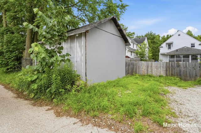 839 Crescent Street Ne, City Of Grand Rapids, MI 49503
