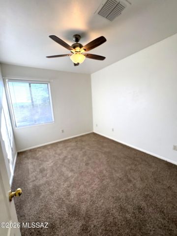 10890 E New Rock Ridge Drive, Vail, AZ 85641