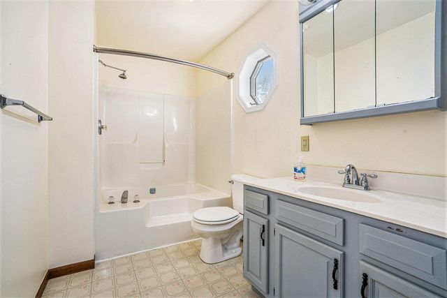 68881 3rd Street, Ontwa Twp, MI 49112