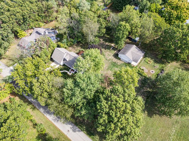 68881 3rd Street, Ontwa Twp, MI 49112