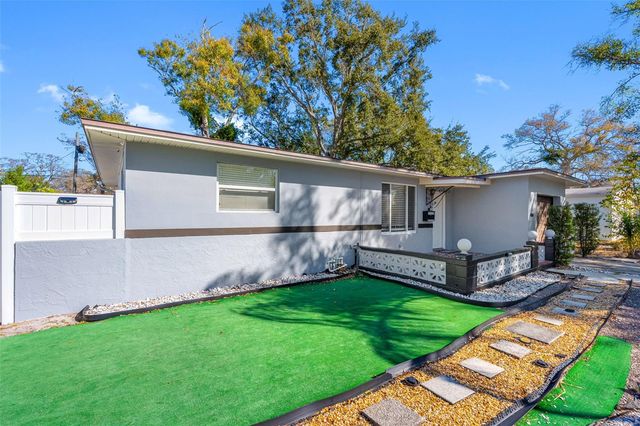 4711 28TH AVENUE N, St Petersburg, FL 33713