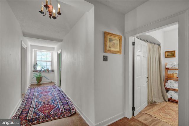 27 E MAIN ST, Strasburg, PA 17579