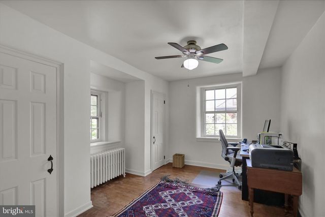 27 E MAIN ST, Strasburg, PA 17579