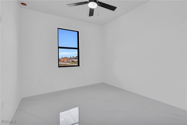 3602 20th ST SW, Lehigh Acres, FL 33976