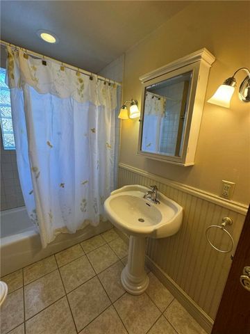 176 Silvis Farm Road, Youngwood, PA 15601