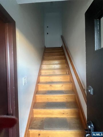 30 Chobot Lane 2, Elmwood Park, NJ 07407