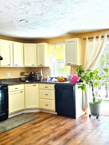 69 Birch Glen Dr Unit 7, Bennington, NH 03442