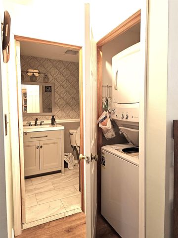69 Birch Glen Dr Unit 7, Bennington, NH 03442