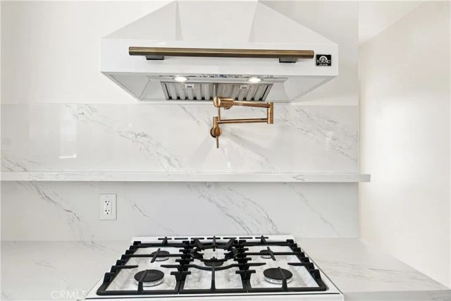11100 Greenlawn, Los Angeles, CA 90230