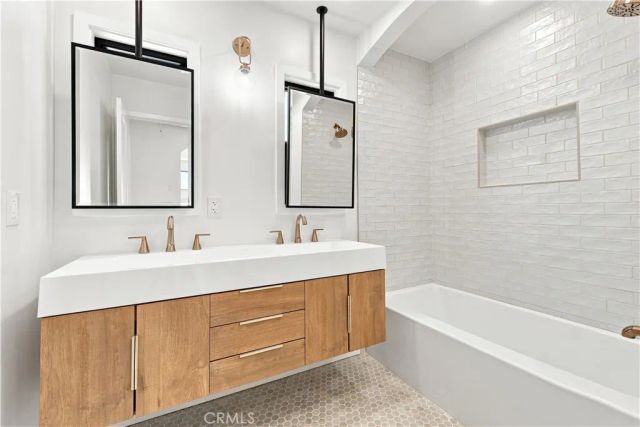 11100 Greenlawn, Los Angeles, CA 90230