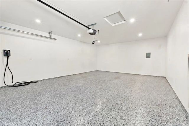 11100 Greenlawn, Los Angeles, CA 90230