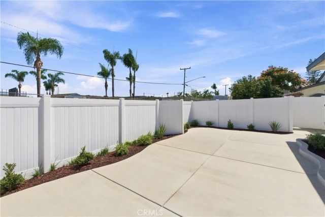 11100 Greenlawn, Los Angeles, CA 90230