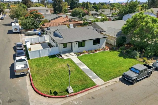 11100 Greenlawn, Los Angeles, CA 90230